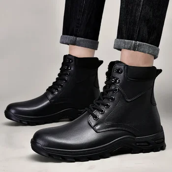 Зимни мъжки обувки 2023 г., Мъжки обувки на платформа с Високи Берцем в Британския Стил, високо качество Черни Матови Мъжки мотоботы